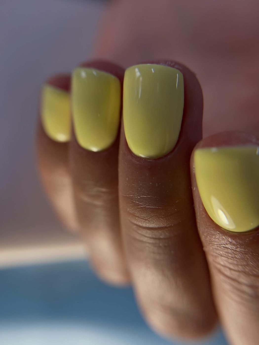 Short square nails in butter yellow